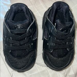 Baby Nike Huraches Black Sneakers